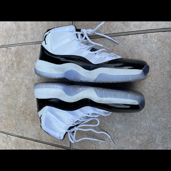 AIR JORDAN 11 RETRO \'CONCORD\' 2018 main image 6